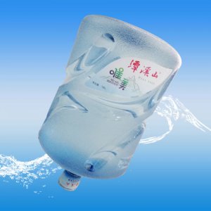 溪山水唯美桶裝飲用水
