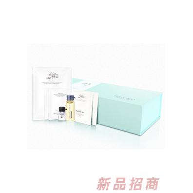 恩姆花園水潤(rùn)柔敏金裝全明星套組